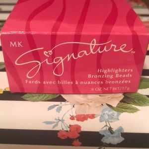 Mary Kay Signature HIGHLIGHTERS BRONZING BEADS - 0.6 Oz.